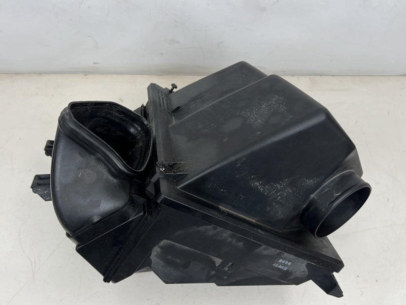 1996-2003 Audi S8 D2 A8 Air Cleaner Filter Housing Box 077133837 OEM #6385EM