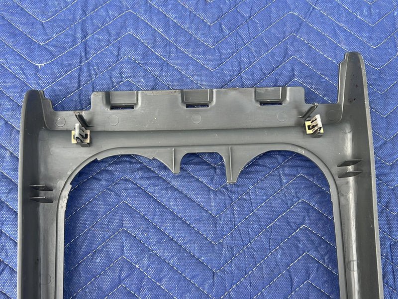 Chevrolet Silverado - Center Console Trim PN: 15070499