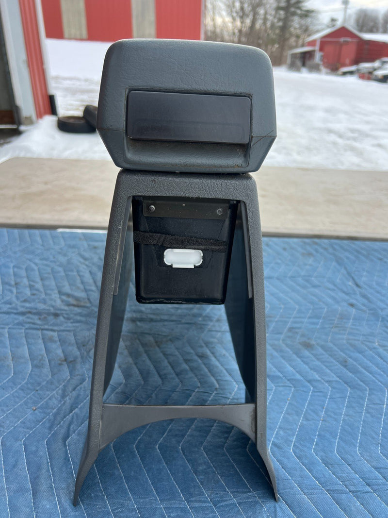 1989-1995 Volvo 740 940 Sedan Center Console Assembly Arm Rest Gray OEM #3709EM