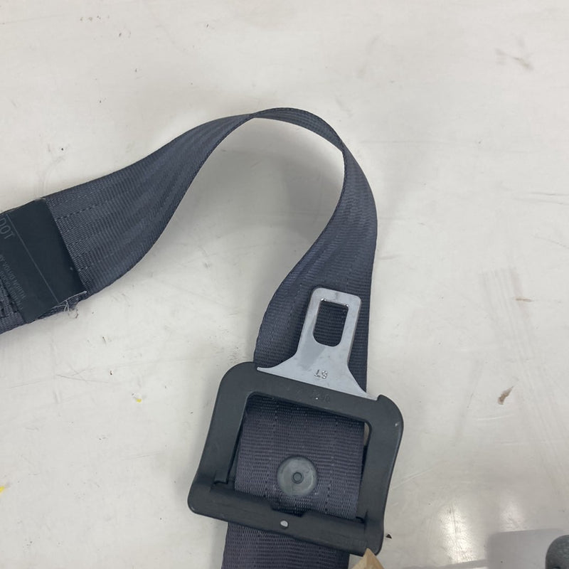 1998-2000 Volvo V70 S70 Front Passenger Right Seat Belt Retractor OEM #5179M