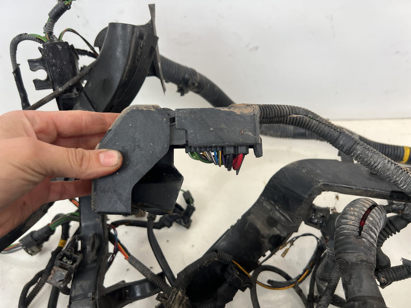 1998-2000 Volvo S70 V70 XC Engine Wiring Wire Harness w/ Fuse Box OEM #6854EM