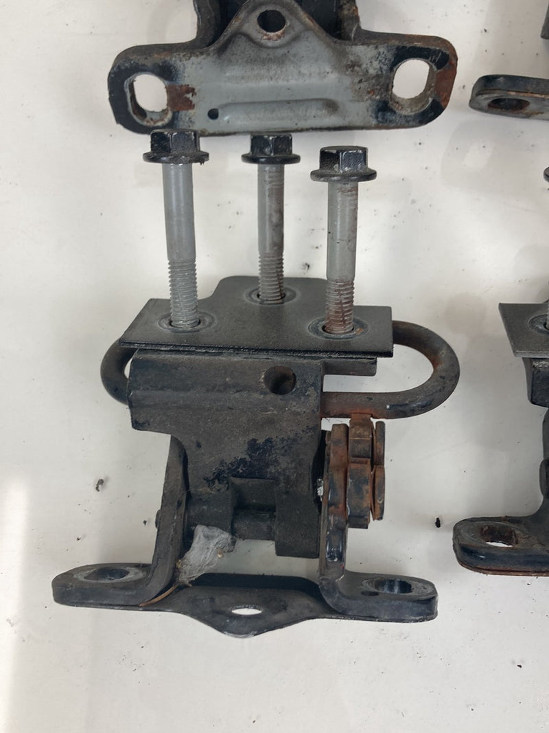 1992 Volvo 940 944 - Door Hinge Set