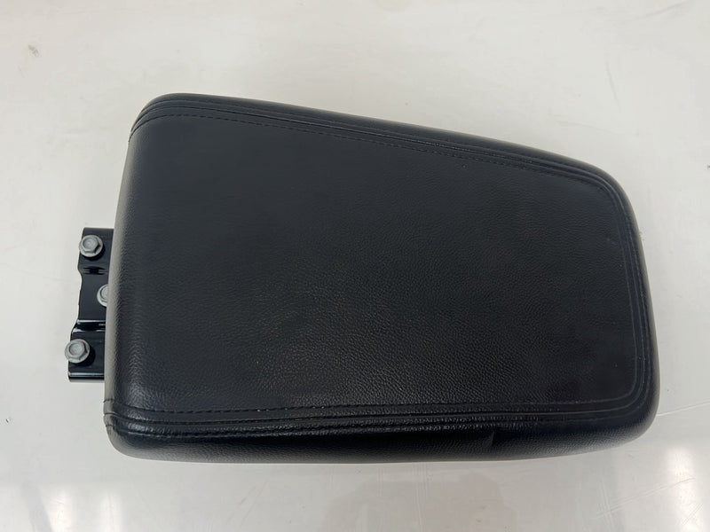 2012 Chevrolet Captiva Sport - Center Console