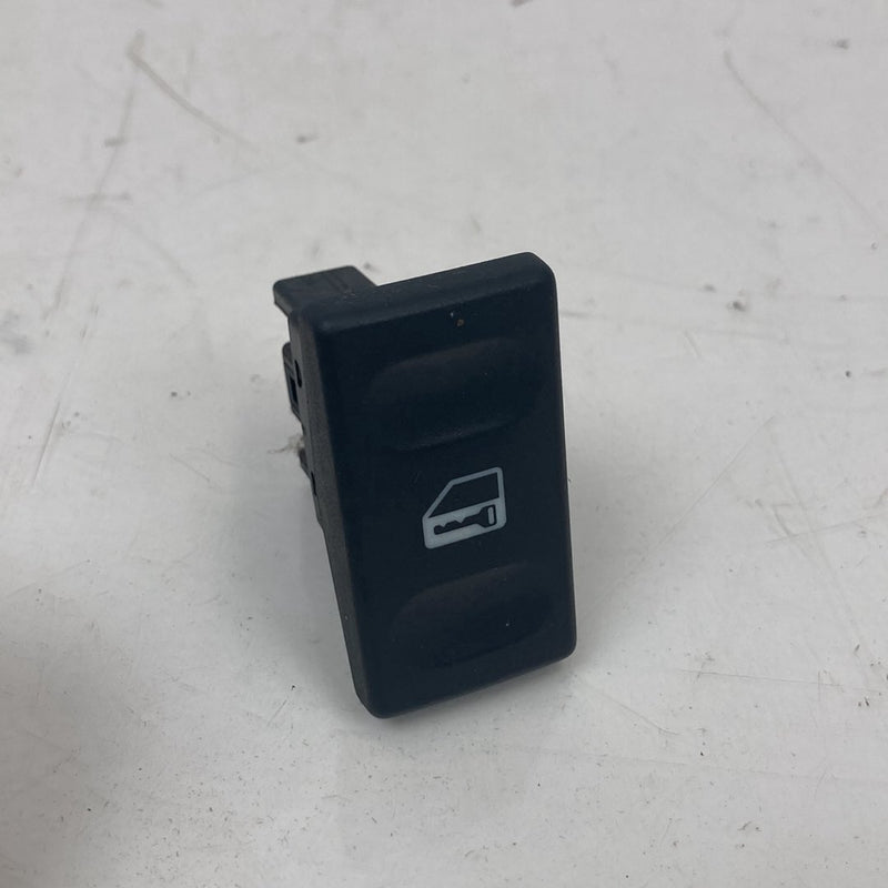 1999-2004 Land Rover Discovery II L550 Door Lock Switch 03035110 OEM #5040M