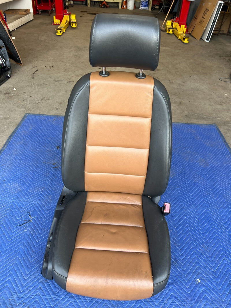 2005-2011 Audi A6 Front Passenger Seat Two Tone Amaretto + Black OEM #28ZJ