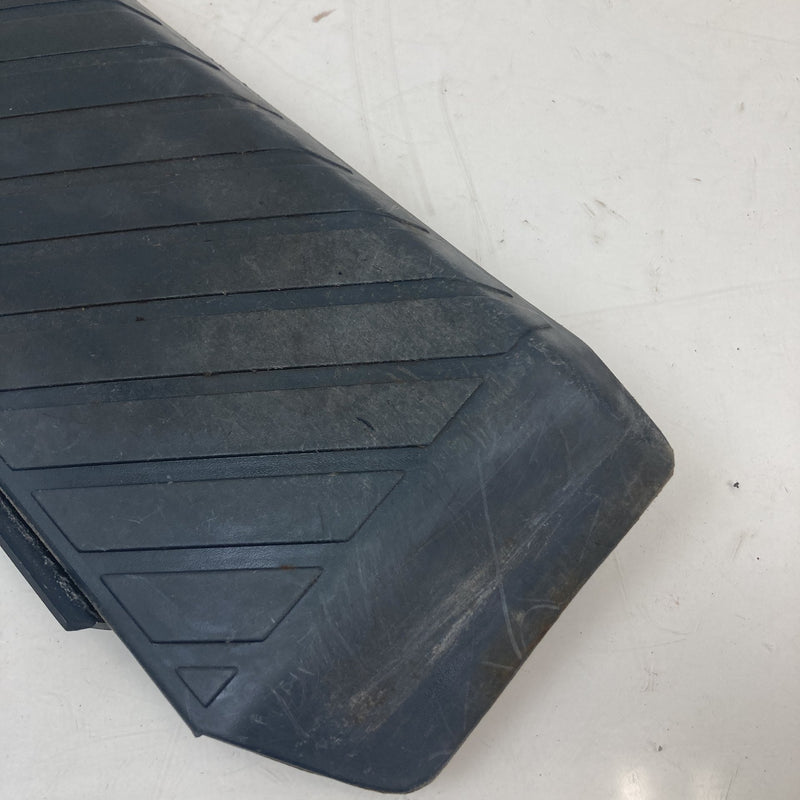 2001-2005 Volkswagen Passat Dead Pedal Foot Rest 3B1 864 777 OEM #5546M