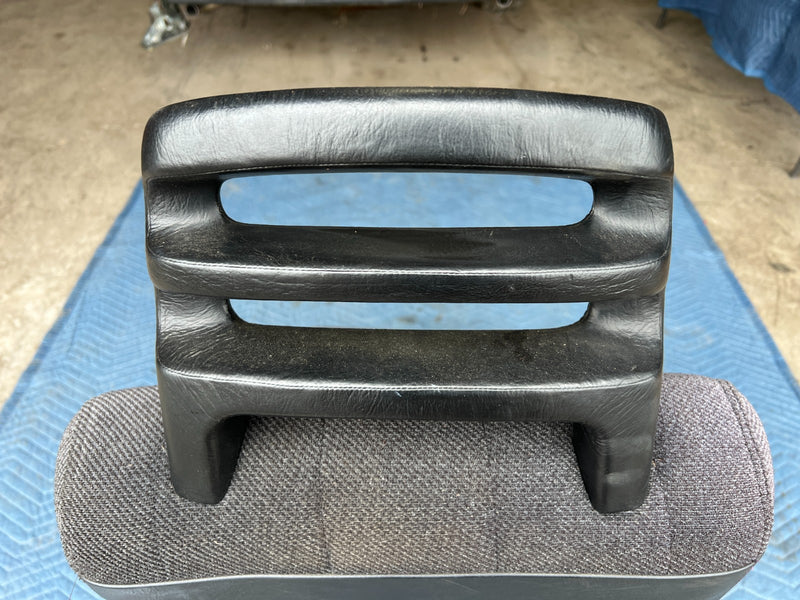1986-1993 Volvo 240 244 Front Passenger Right Seat Gray Cloth *NICE* OE #4405EM