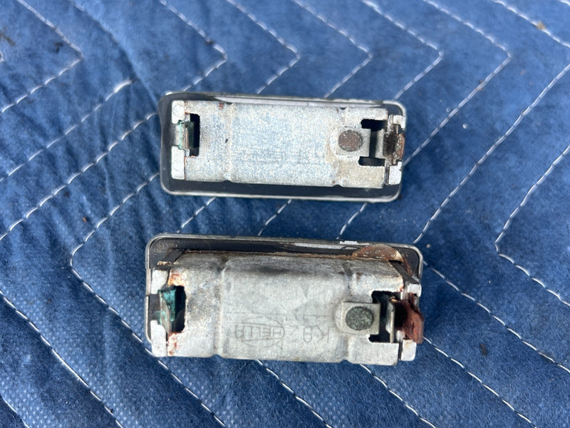 1967-1974 Volvo 140 142 144 145 Rear License Plate Light Lamp Pair OEM #4910EM