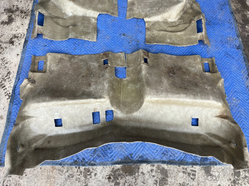 1992-1995 Volvo 940 740 Wagon Front & Rear Charcoal Molded Carpet Set OE #3294EM