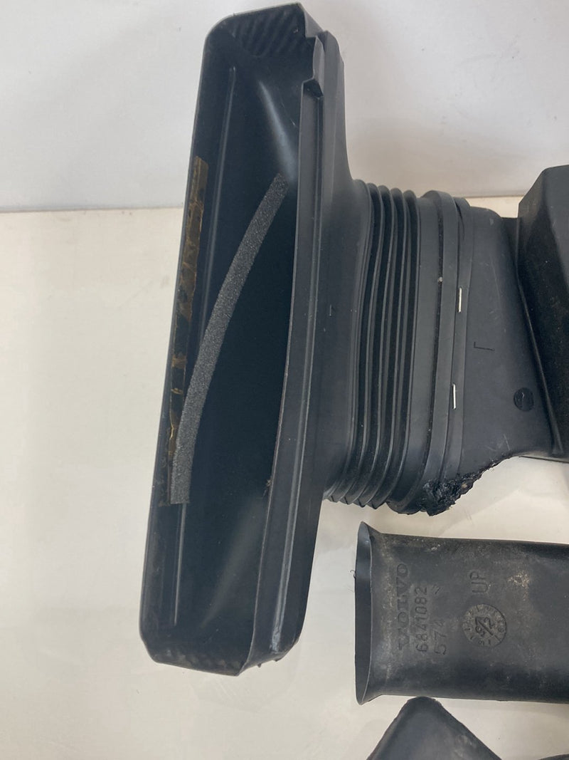 1992 Volvo 940 944 - HVAC Air Duct Set PN: 1347612 1347611 6841082 3506424 352240 1347754