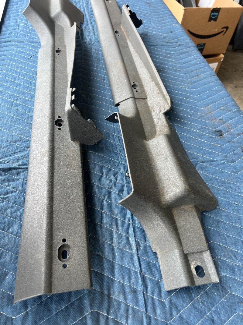 1989-1995 Volvo 740 940 Sedan Right & Left Door Sill Trim Pair Gray OEM #3673EM
