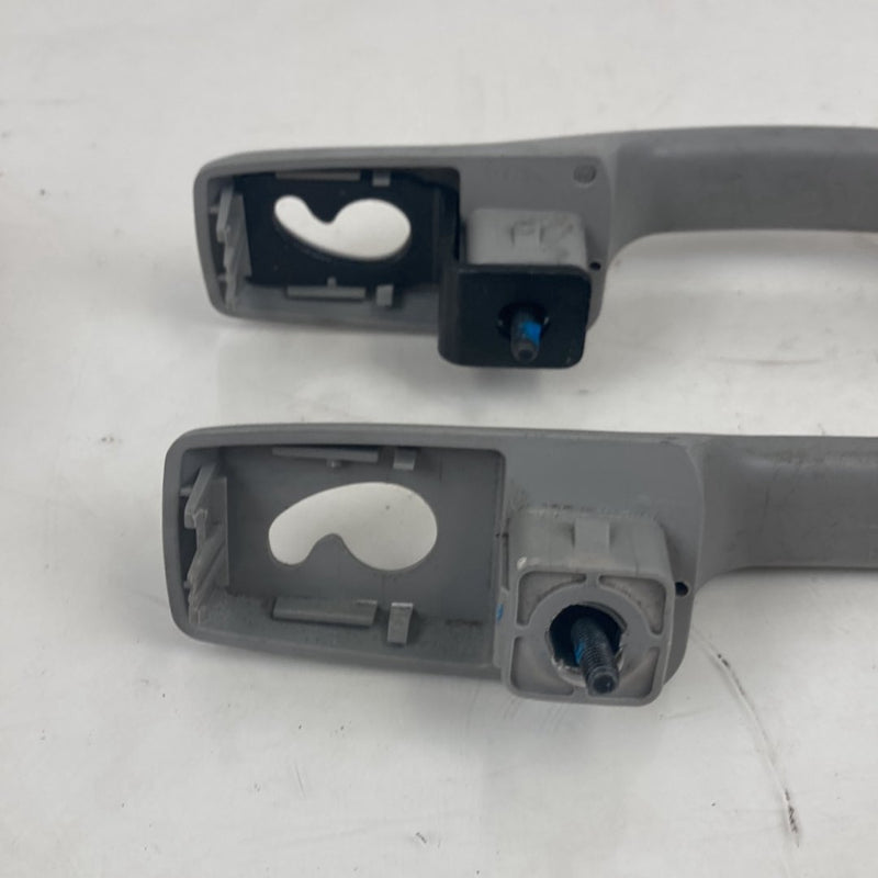 2003-2006 Volvo XC90 Ceiling Overhead Grab Handle Pair Gray P28 OEM #4823M