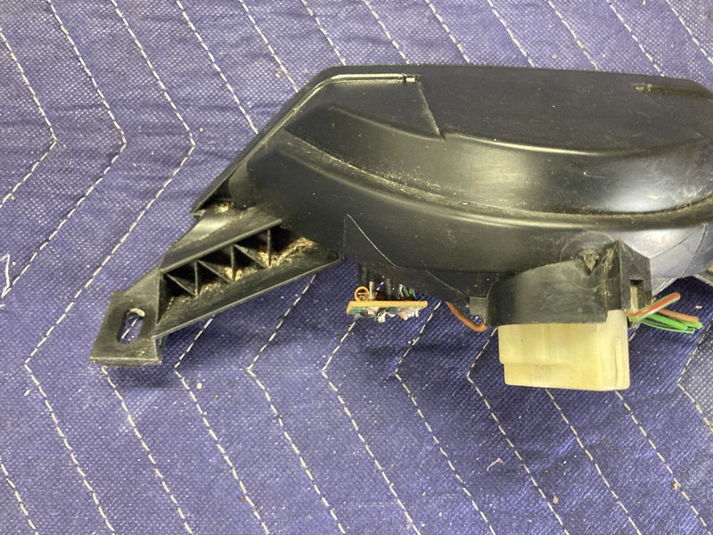 1982-1994 BMW E30 318i 325i Tail Light Housing Center 3rd Late Model #2488M