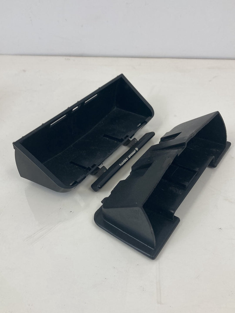 1992 Volvo 940 944 - Fuse Box Cover PN: 1258895