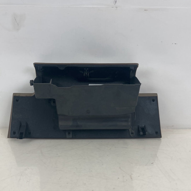 1995-1998 Chevrolet Silverado 2500 GMT400 Glove Box Assembly 15024968 OEM