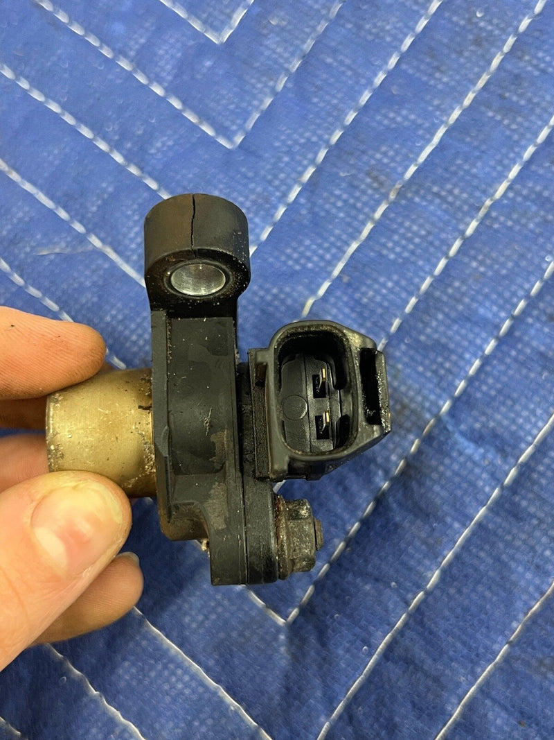 2005-2007 Volvo S60R V70R Crankshaft Position Sensor Unit 30637803 OEM #1066EM
