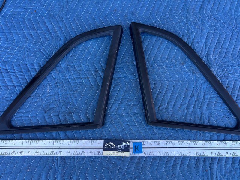 1986-1993 Volvo 240 244 Sedan Only Rear Quarter Window Trim Molding OEM #4248EM