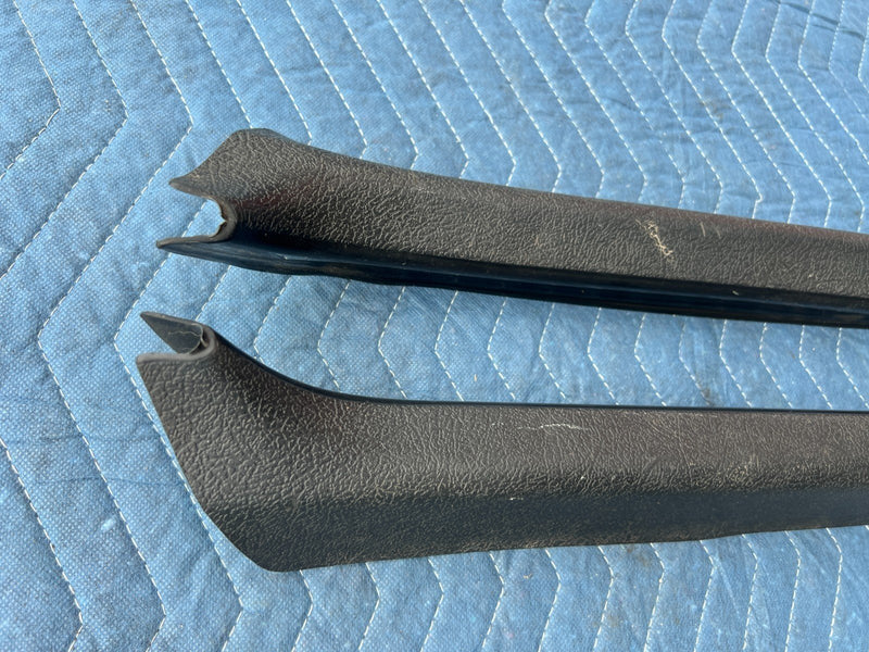 1986-1993 Volvo 240 244 245 Rear LH & RH Door Sill Scuff Plate Trim OEM #4069EM