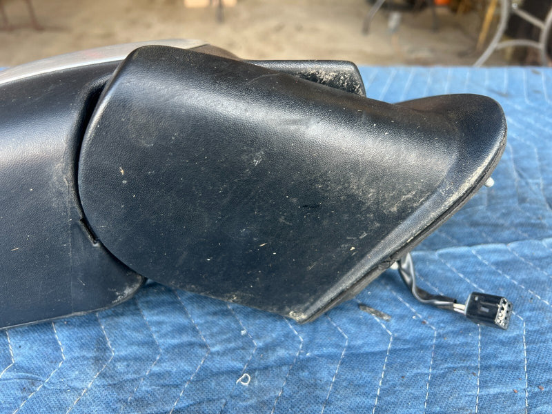 1999-2002 Chevy Silverado GM 1500 2500 Passenger Right R Side Mirror OEM #1734CN