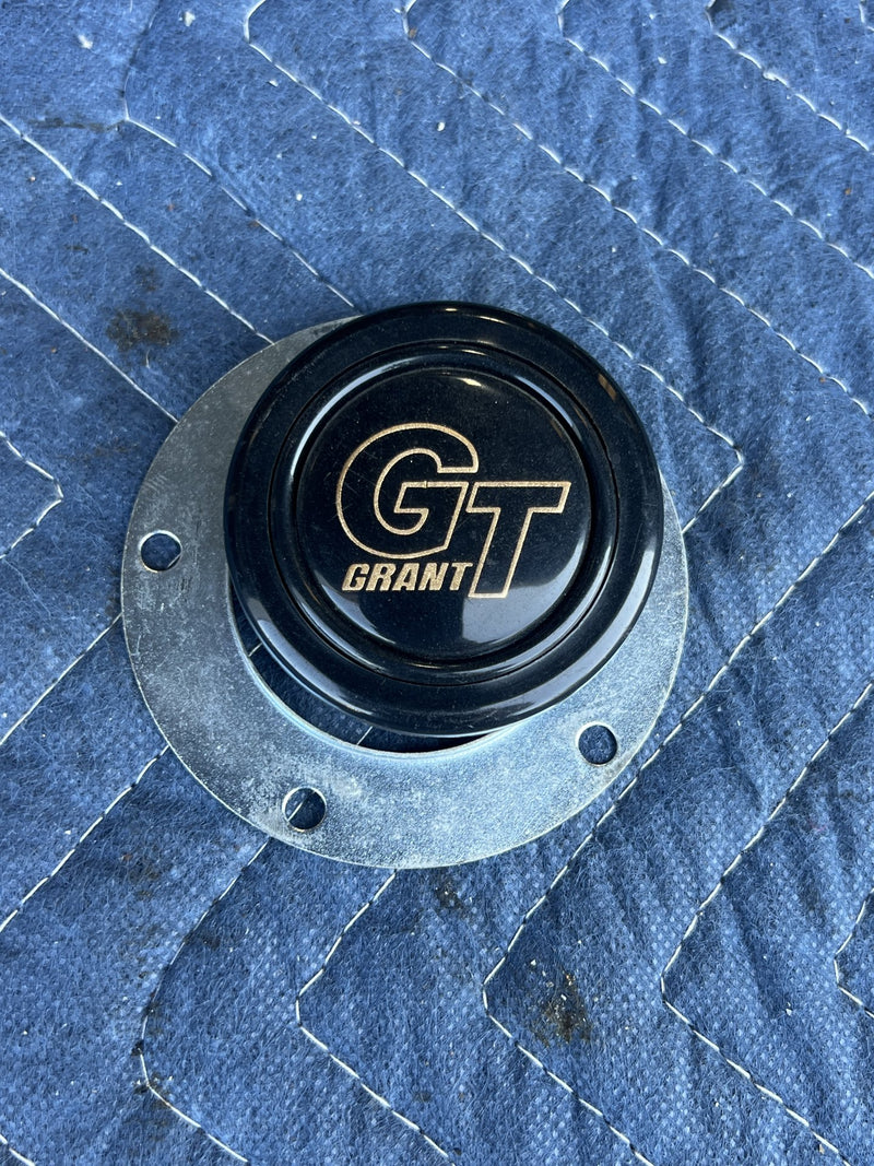 1973 Volvo 140 142 - Horn Button