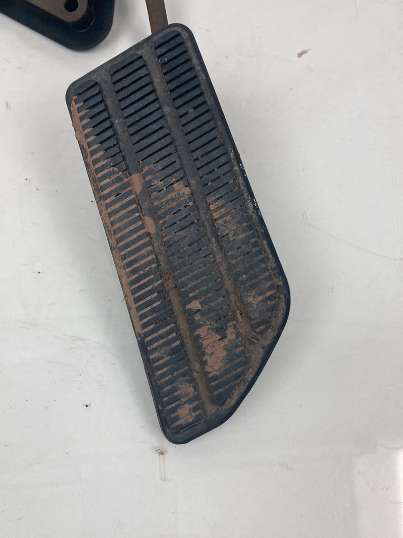 1996 Chevrolet Silverado GMT800 - Gas Pedal PN: 15978191