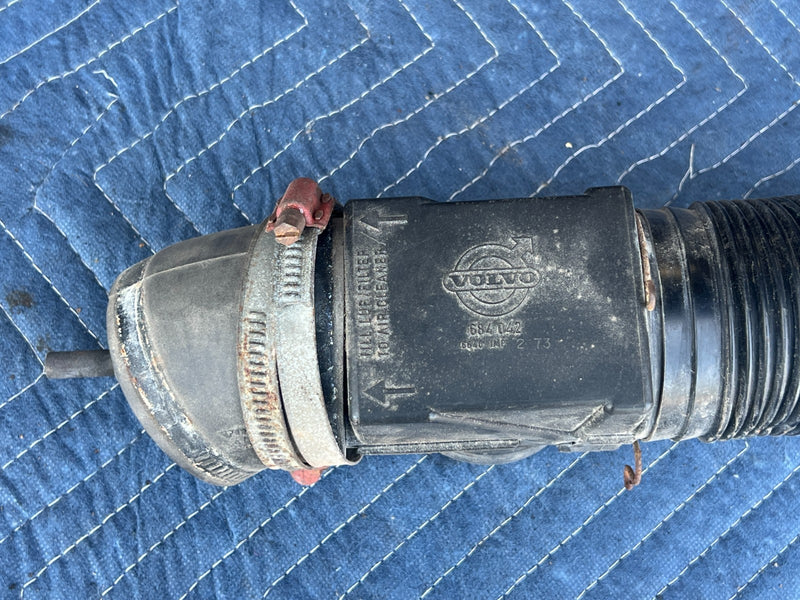 1967-1974 Volvo 140 142 144 145 Air Intake Tube Hose Duct 684042 OEM #4951EM