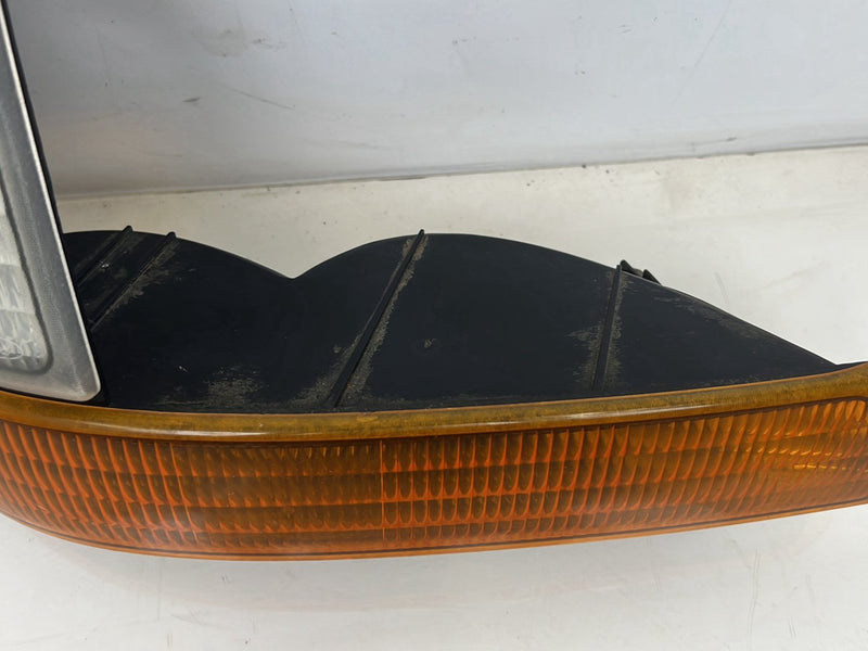 1993-2000 Ford Ranger Front Passenger Right Turn Signal Light Lamp OEM #6016EM