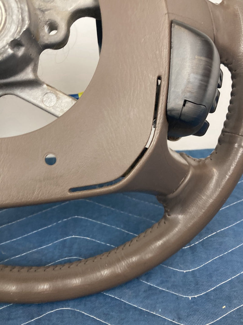 2000 Toyota Sienna L10 - Steering Wheel PN: T22480 A18298