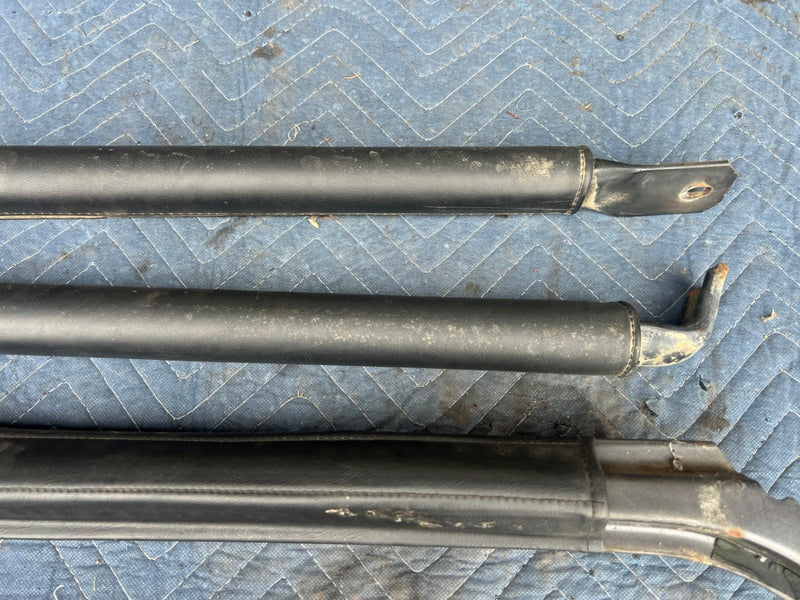 1985-1988 Suzuki Samurai SJ413 Body/Door Mould Door Rails OEM