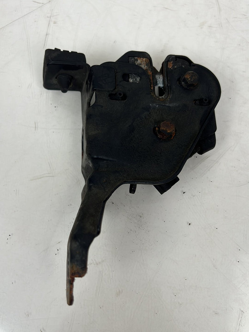 1993-1997 Volvo 850 Front Left & Right Engine Bonnet Hood Latch Pair OEM