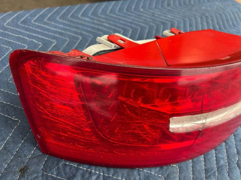 2009-2011 Audi A6 Outer Driver Left LH Tail Light Lamp 4F5945097 OEM #3408EM