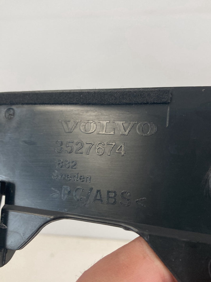 1992 Volvo 940 944 - Rear Vent PN: 3527674