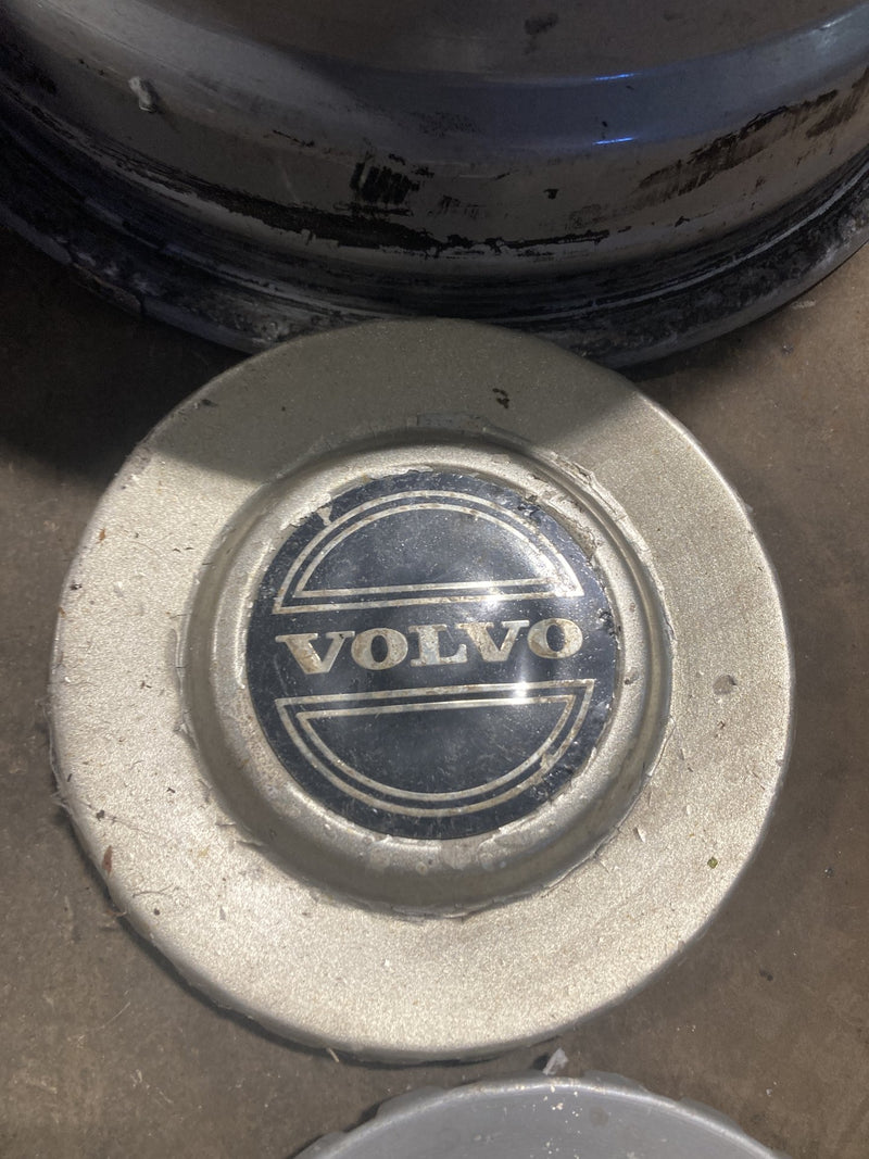 1981-1985 Volvo 240 245 Wheel Set Corona Alloy Turbine 1272200 OEM