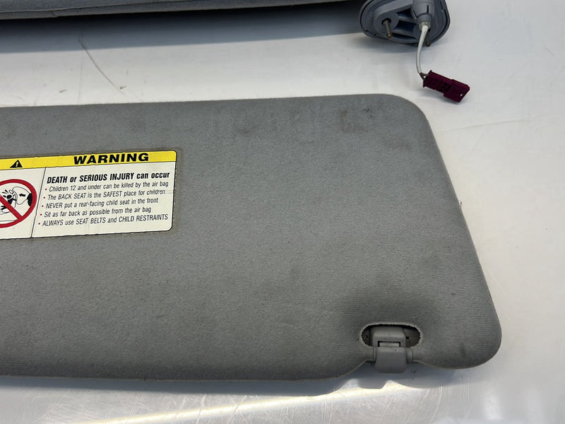 2006 BMW X5 E53 - Sun Visor