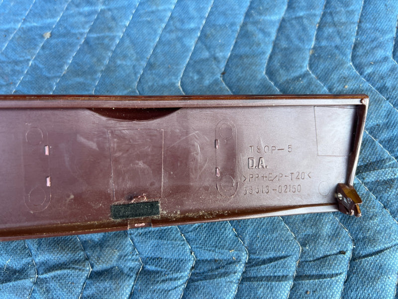 2003-2008 Toyota Corolla Center Console Climate Trim 55513-02140 Wood OE #3318EM