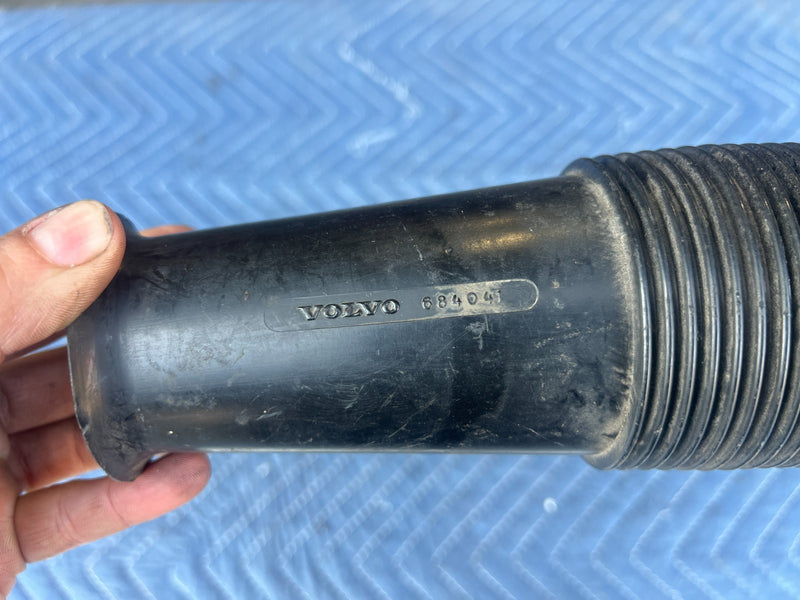 1967-1974 Volvo 140 142 144 145 Air Intake Tube Hose Duct 684041 OEM #4923EM