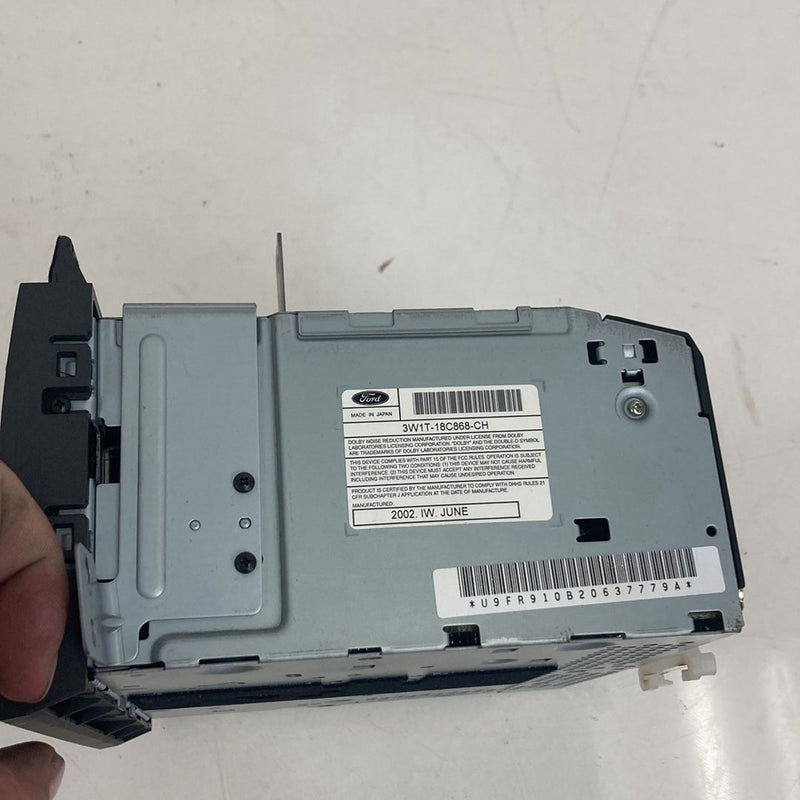 2002-2005 Lincoln Town Car Signature Radio CD Cassette Player OEM #5138M