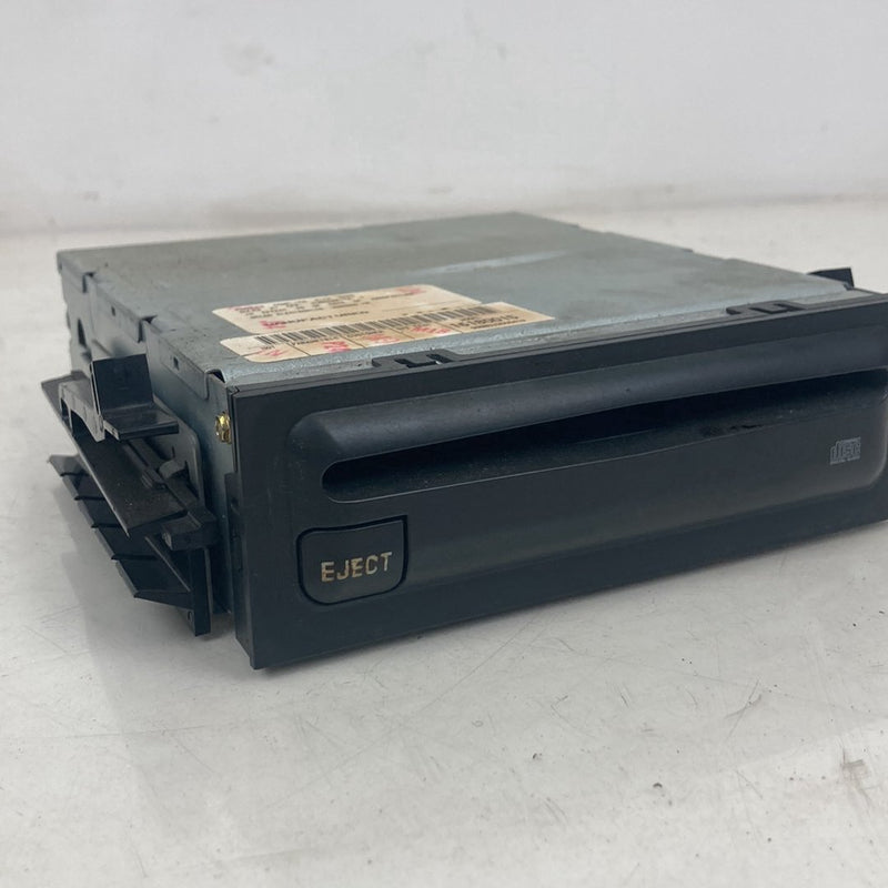 1995-1998 Chevrolet Silverado 2500 GMT400 CD Disk Player 16180015