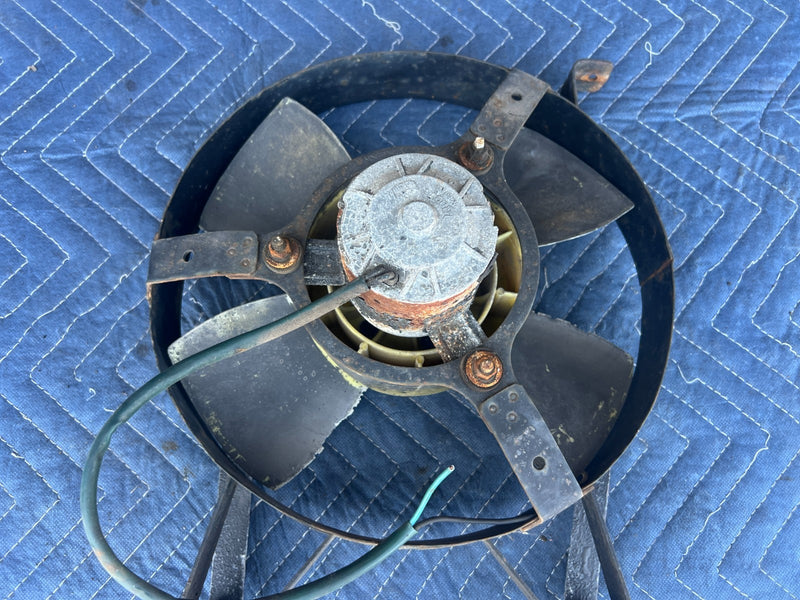 1967-1974 Volvo 140 142 144 145 Front Radiator Cooling Fan Assembly OEM #4952EM