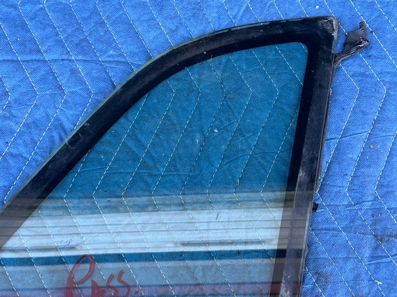 1986-1993 Volvo 240 244 *Sedan Only* Rear Right Quarter Window Glass OEM #4266EM