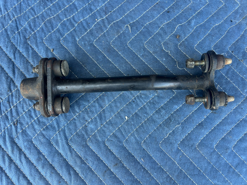 1967-1974 Volvo 140 142 144 145 Steering Intermediate I Shaft OEM #4926EM