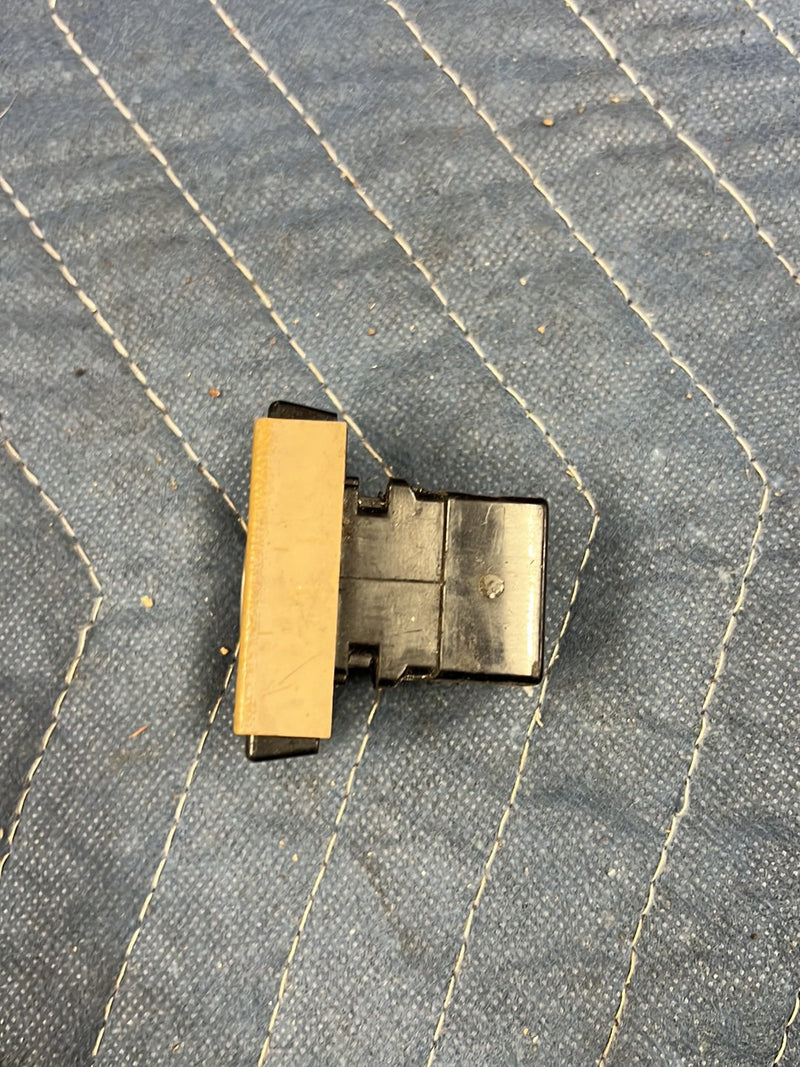 1992 Chevrolet K1500 - Glove Box Lid