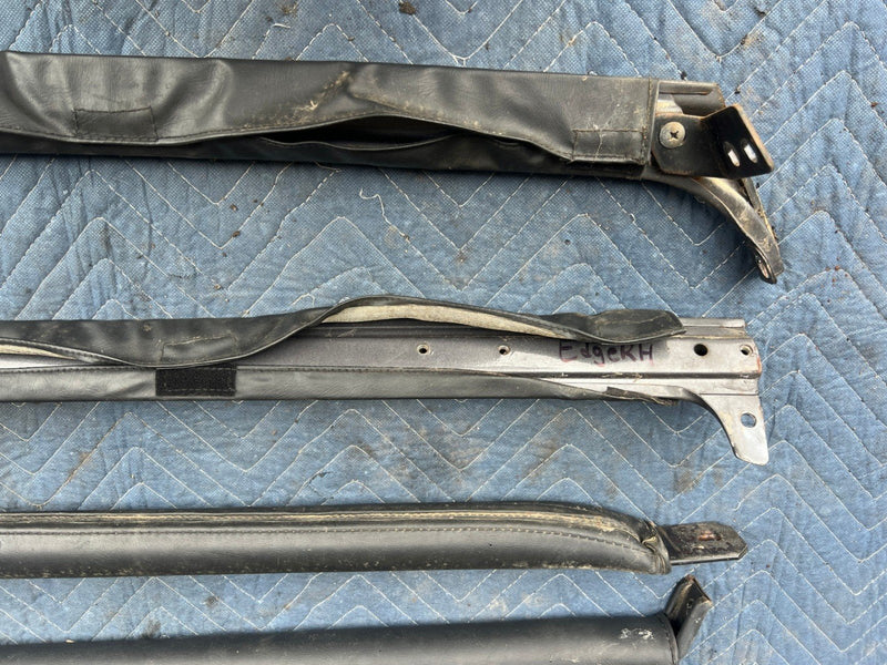 1985-1988 Suzuki Samurai SJ413 Body/Door Mould Door Rails OEM