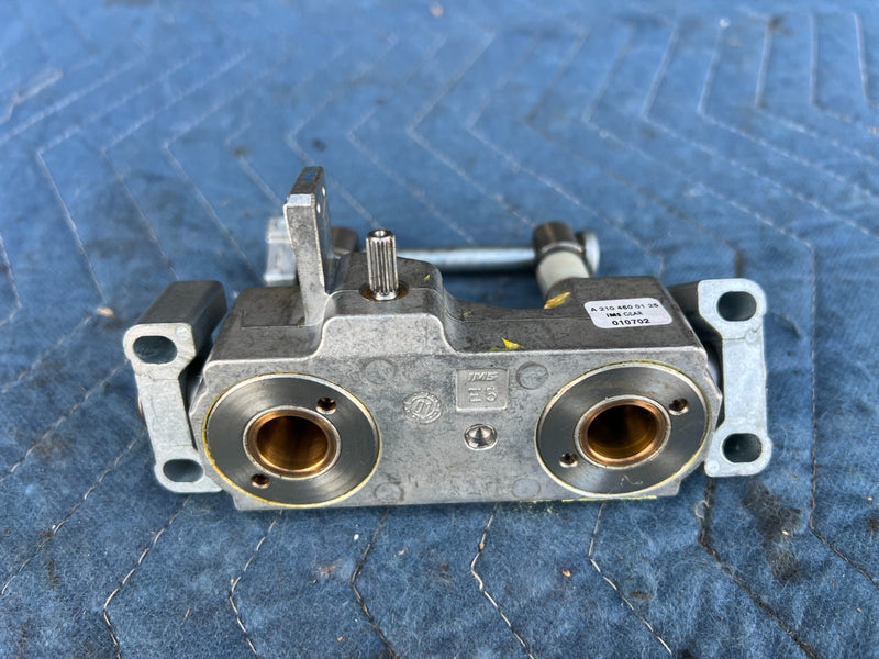 1996-2003 Mercedes W210 E320 Steering Column Mounting Bolt Hardware OEM #4699EM