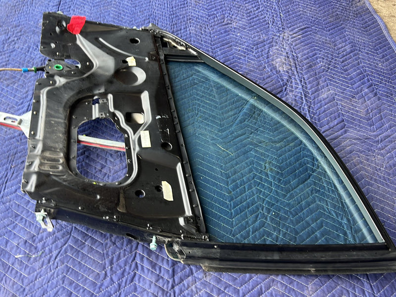 1996-2003 Audi S8 D2 A8 Front Right Door w/ Window Glass & Actuator OEM #6368EM
