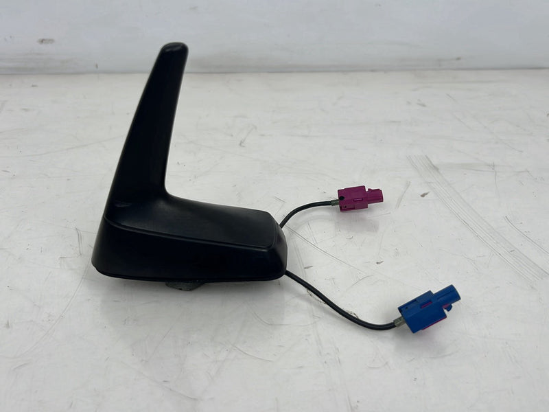 1996-2003 Audi S8 D2 A8 Roof Shark Fin Antenna Black 4D0035503C OEM #6517EM