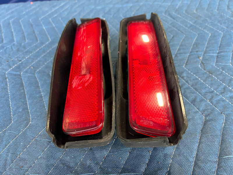 1983-1985 Porsche 944 Rear Right & Left Side Marker Light Lamp Set OEM #2437EM