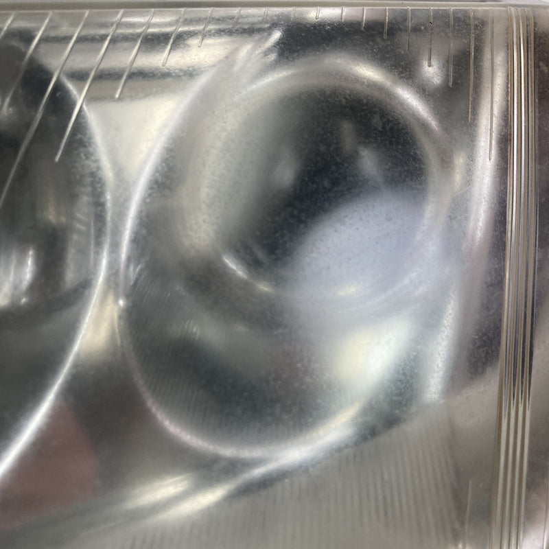 2001-2005 Volkswagen Passat Headlight Assembly Left OEM #5559M