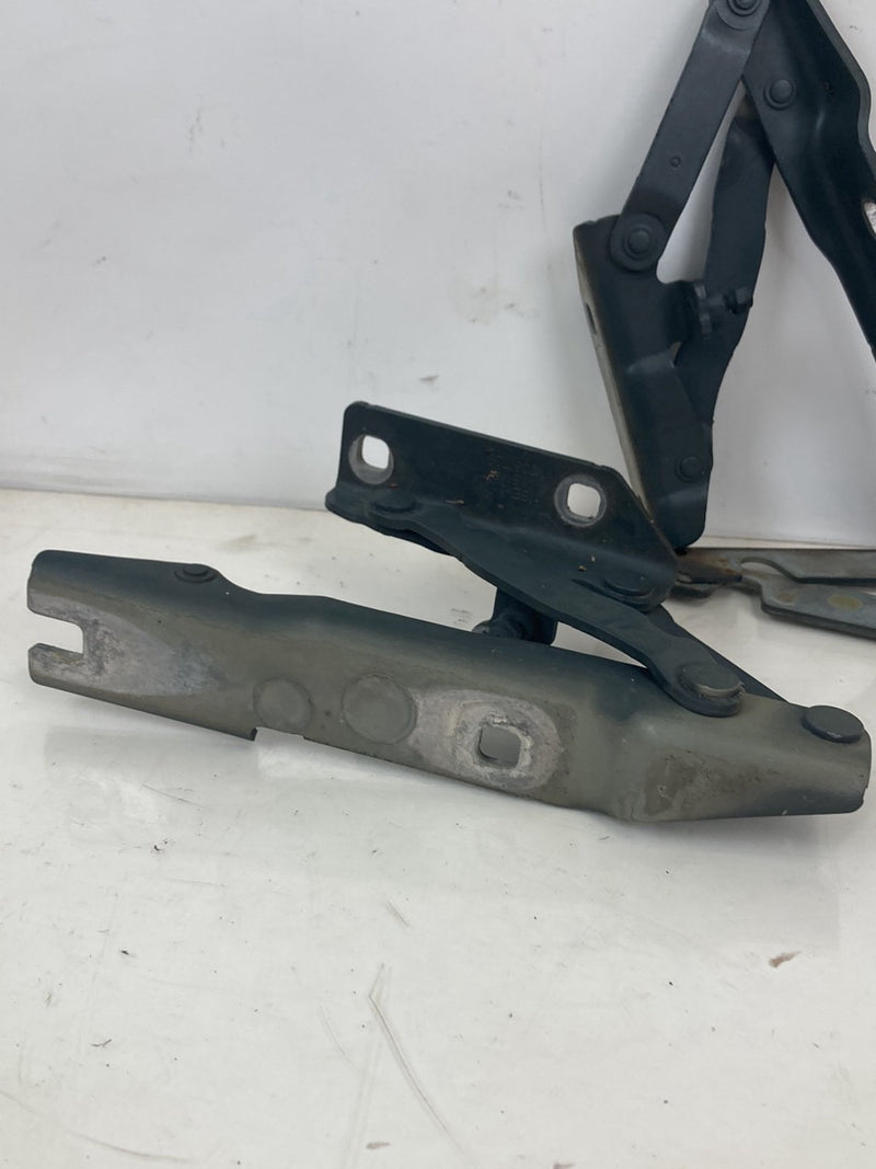 2003-2007 BMW 545i E60 Hood Hinge Pair 7008727 7008728 OEM #4952M