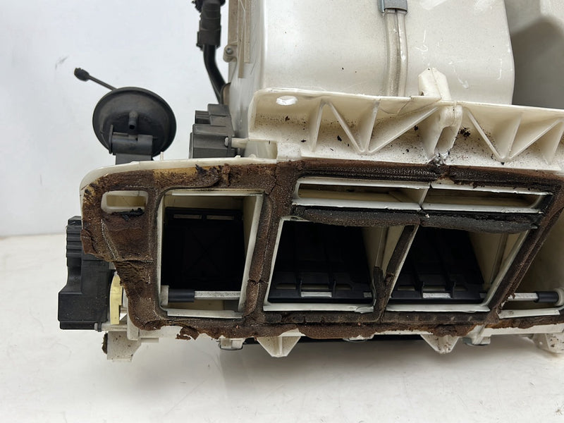 1993-1997 Volvo 850 AC Heater Blower Climate HVAC Box Assembly OEM